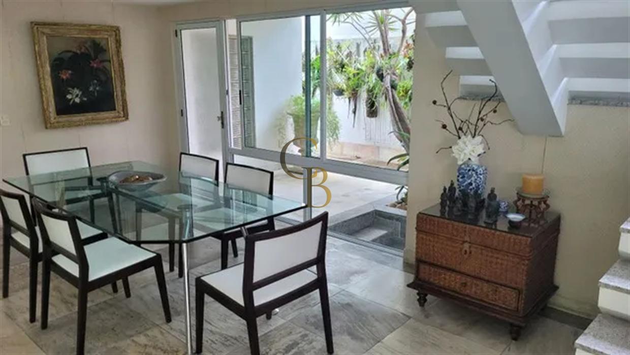 CASA BARRA DA TIJUCA VENDA