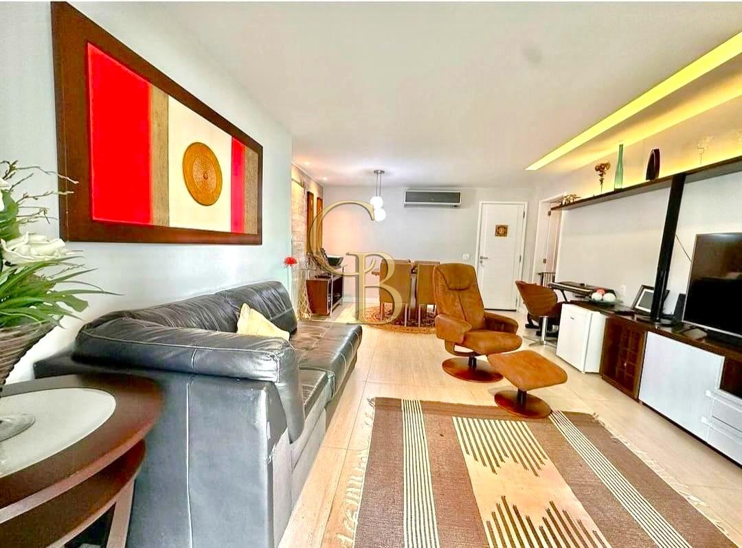 APARTAMENTO AV. L�CIO COSTA VENDA