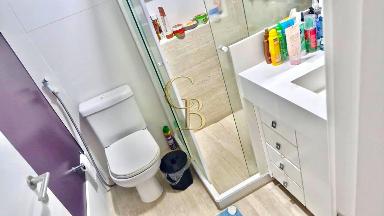 APARTAMENTO AV. L�CIO COSTA VENDA