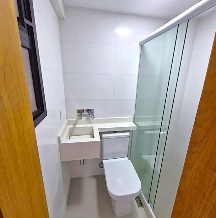 APARTAMENTO AV. L�CIO COSTA VENDA