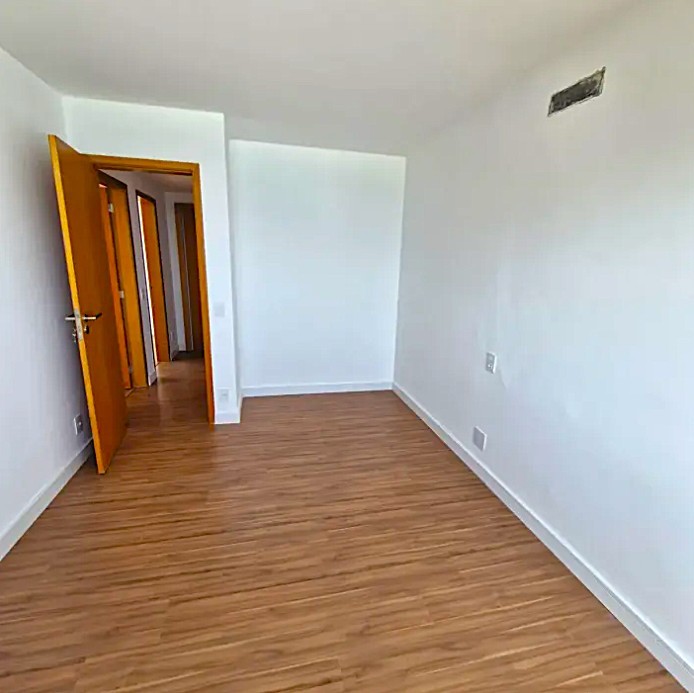 APARTAMENTO AV. L�CIO COSTA VENDA