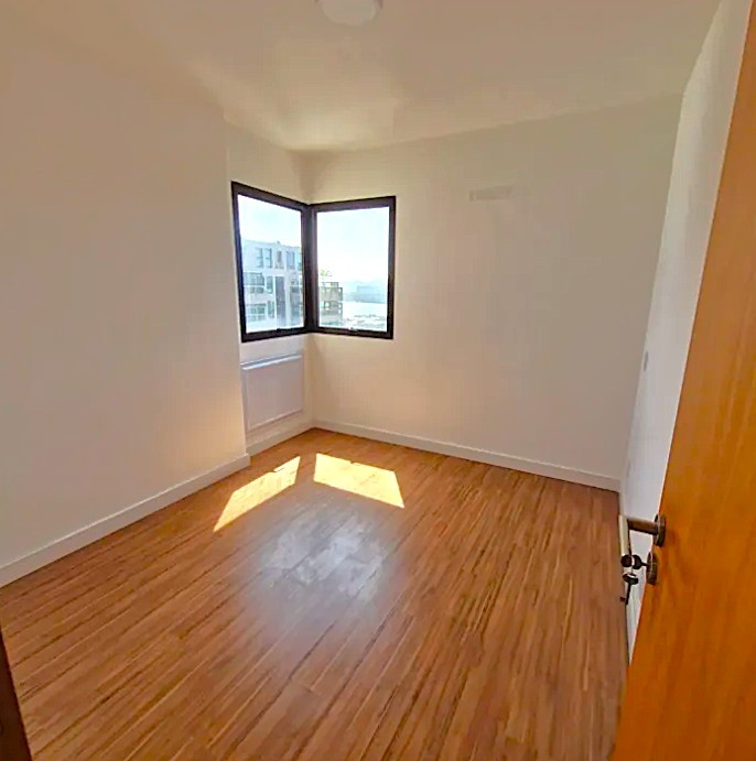 APARTAMENTO AV. L�CIO COSTA VENDA